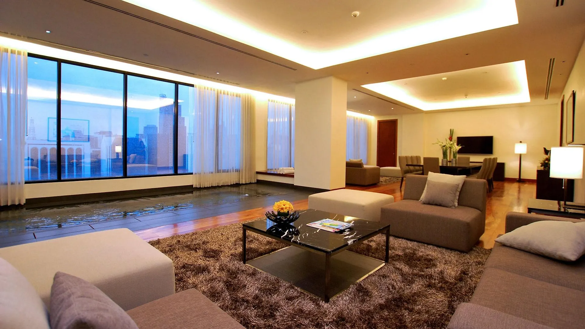 City Garden Grand Hotel Makati City